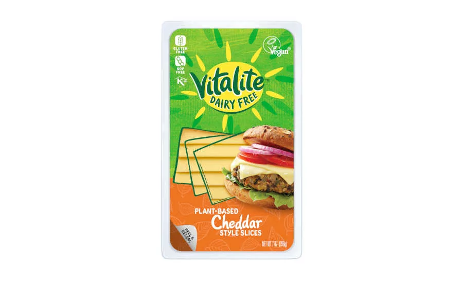 Plant based cheddar slices Vitalite Saputo
