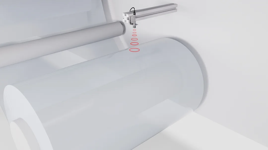 Vision system detecting a roll diameter