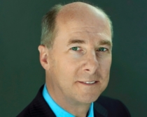 Tom egan headshot