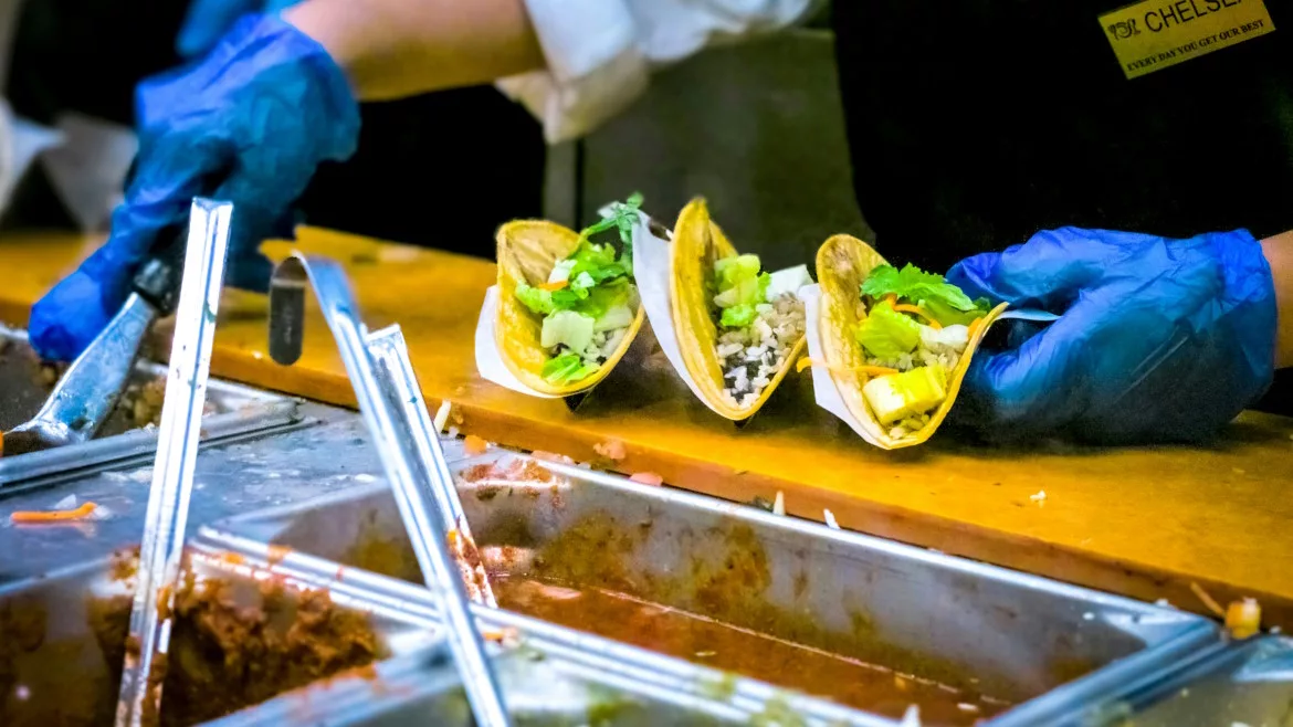 Community Food Mobilization in Chicago (CF-MOB), aims to leverage the purchasing power of large public institutions