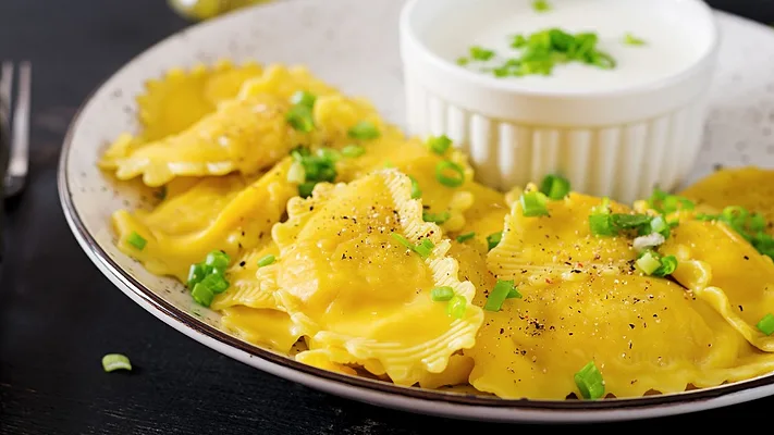Ravioli with spinach and ricotta