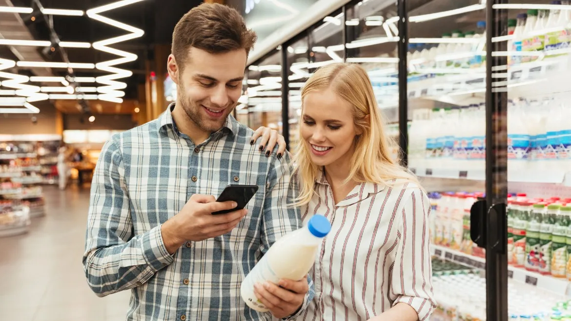 Couple scanning product code