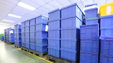 Plastic totes
