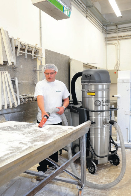 Nilfisk industrial vaccum